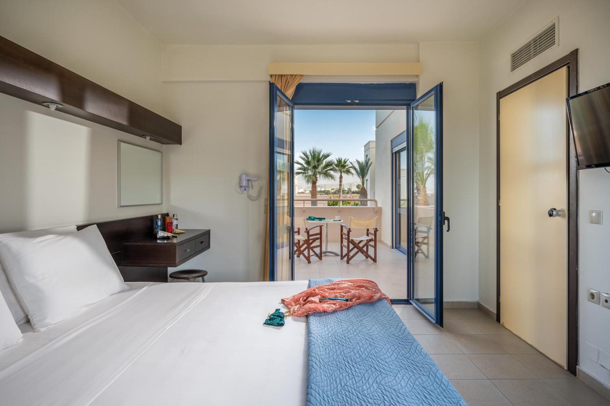 Meropi Hotel & Apartments ماليا المظهر الخارجي الصورة